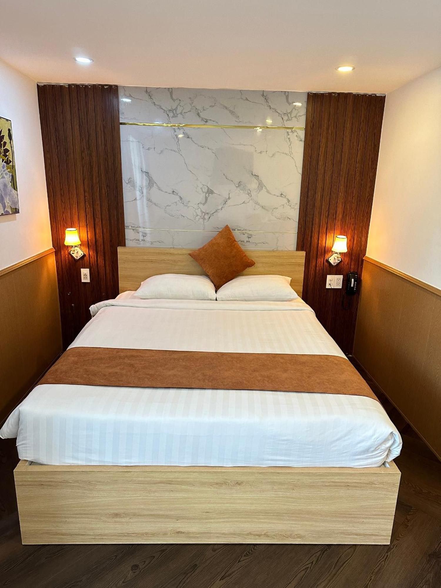 Paragon Hotel Pmh Ho Chi Minh City Exterior photo